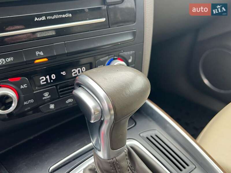 Внедорожник / Кроссовер Audi Q5 2017 в Киеве