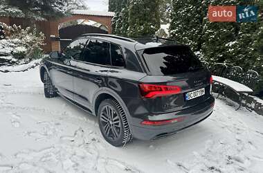 Внедорожник / Кроссовер Audi Q5 2017 в Львове