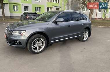 Внедорожник / Кроссовер Audi Q5 2013 в Новояворовске