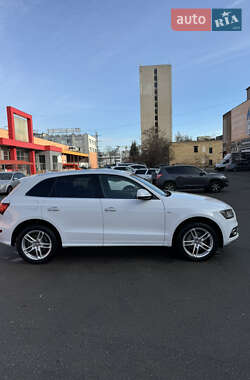 Внедорожник / Кроссовер Audi Q5 2014 в Киеве