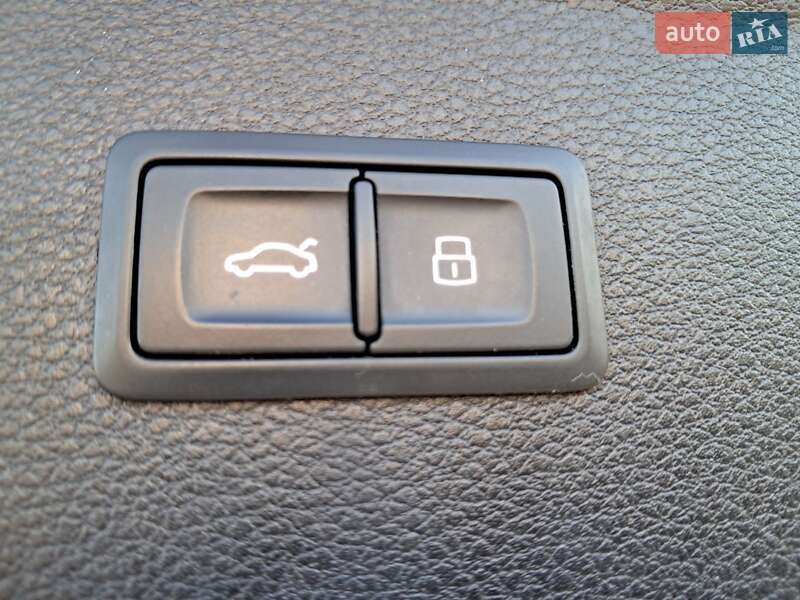 Внедорожник / Кроссовер Audi Q5 2019 в Ужгороде