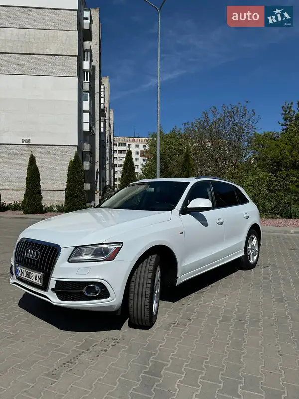 Внедорожник / Кроссовер Audi Q5 2013 в 