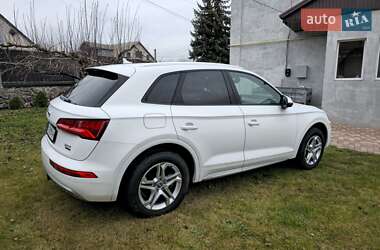 Внедорожник / Кроссовер Audi Q5 2018 в Полтаве