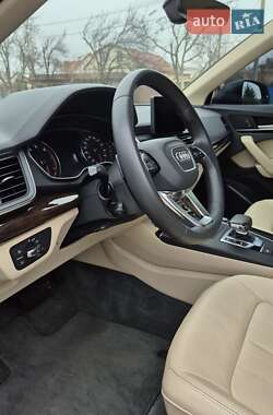 Внедорожник / Кроссовер Audi Q5 2019 в Одессе