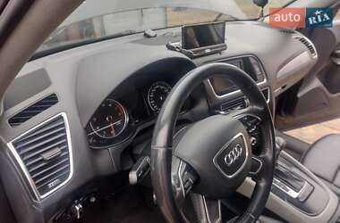 Позашляховик / Кросовер Audi Q5 2012 в 