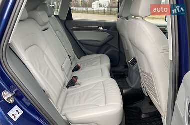Внедорожник / Кроссовер Audi Q5 2013 в 
