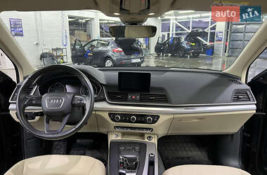 Внедорожник / Кроссовер Audi Q5 2018 в 