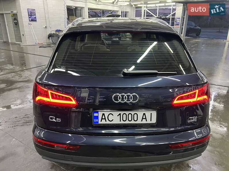 Внедорожник / Кроссовер Audi Q5 2018 в Луцке