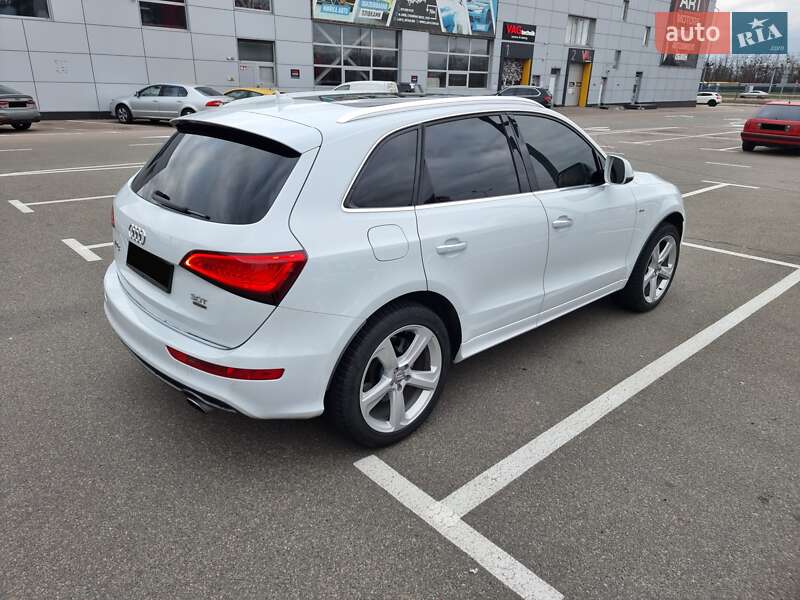 Внедорожник / Кроссовер Audi Q5 2015 в Киеве