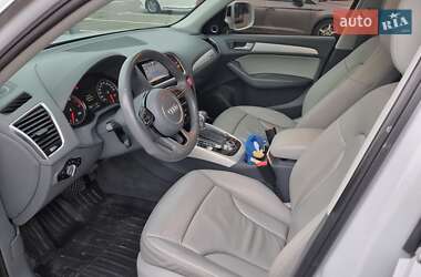 Внедорожник / Кроссовер Audi Q5 2015 в 