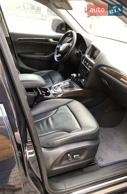 Позашляховик / Кросовер Audi Q5 2014 в 