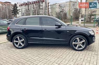 Внедорожник / Кроссовер Audi Q5 2015 в Черновцах