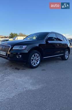 Позашляховик / Кросовер Audi Q5 2014 в 