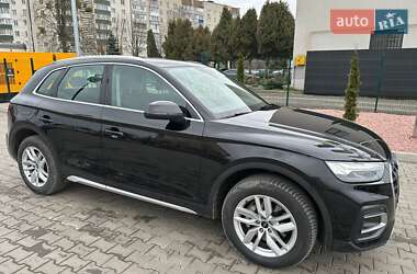 Внедорожник / Кроссовер Audi Q5 2021 в Луцке