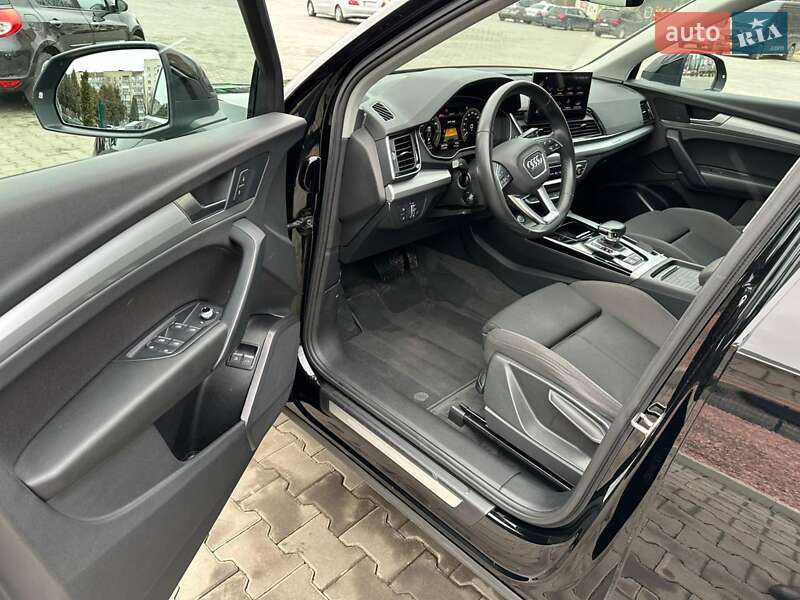 Внедорожник / Кроссовер Audi Q5 2021 в Луцке
