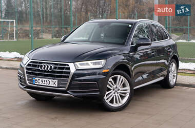 Внедорожник / Кроссовер Audi Q5 2018 в 