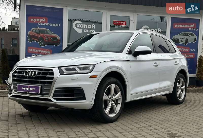 Позашляховик / Кросовер Audi Q5 2019 в Львові