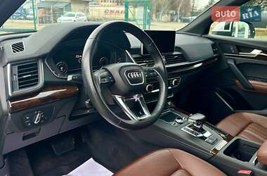 Позашляховик / Кросовер Audi Q5 2019 в Львові