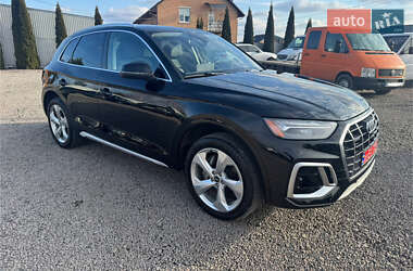 Внедорожник / Кроссовер Audi Q5 2021 в Луцке