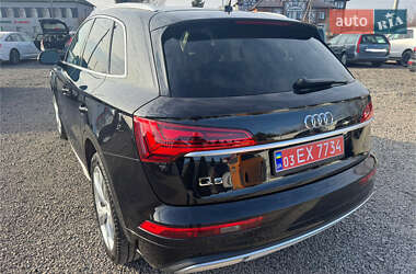 Внедорожник / Кроссовер Audi Q5 2021 в Луцке