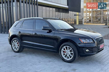 Позашляховик / Кросовер Audi Q5 2010 в Чернівцях