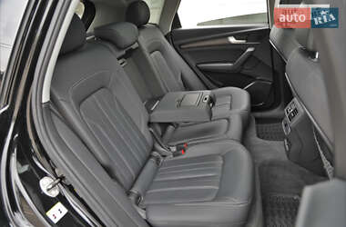 Позашляховик / Кросовер Audi Q5 2021 в 