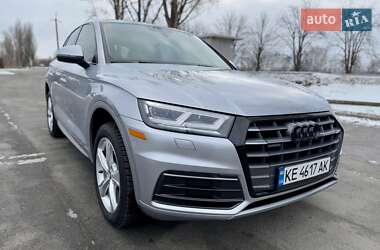 Позашляховик / Кросовер Audi Q5 2018 в 