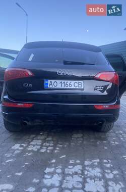 Внедорожник / Кроссовер Audi Q5 2010 в Рахове