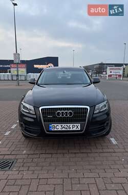 Внедорожник / Кроссовер Audi Q5 2012 в 