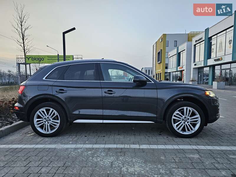 Внедорожник / Кроссовер Audi Q5 2020 в Львове фото 3 Внедорожник / Кроссовер Audi Q5 2020 в Львове