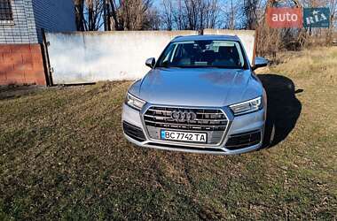 Позашляховик / Кросовер Audi Q5 2018 в Дніпрі