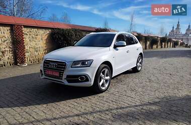 Внедорожник / Кроссовер Audi Q5 2017 в Черновцах