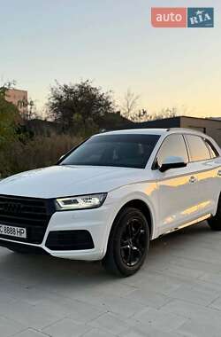 Позашляховик / Кросовер Audi Q5 2019 в Львові