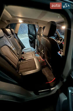 Внедорожник / Кроссовер Audi Q5 2009 в 