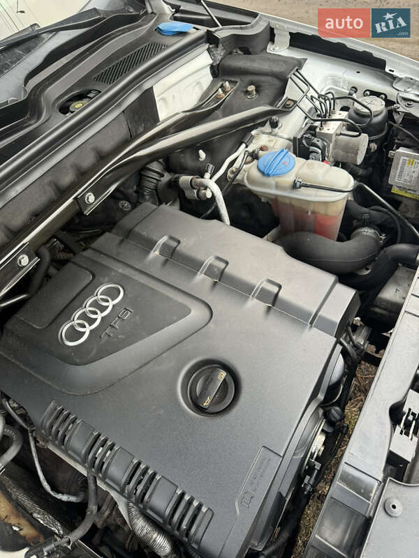 Внедорожник / Кроссовер Audi Q5 2011 в Вараше