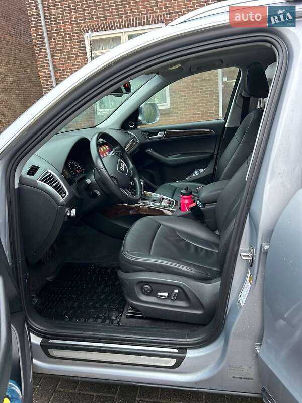 Внедорожник / Кроссовер Audi Q5 2015 в Киеве