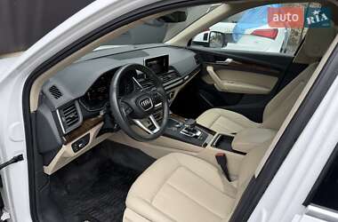 Позашляховик / Кросовер Audi Q5 2018 в Львові