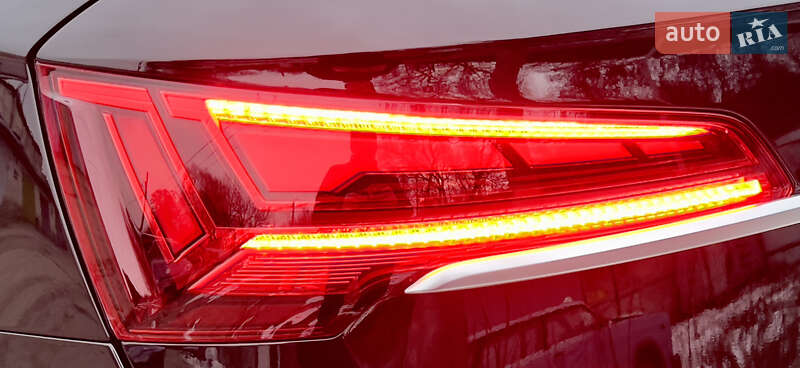 Позашляховик / Кросовер Audi Q5 2021 в Харкові