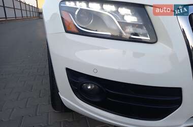 Позашляховик / Кросовер Audi Q5 2011 в Луцьку