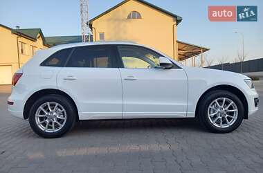 Позашляховик / Кросовер Audi Q5 2011 в Луцьку