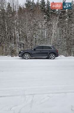 Внедорожник / Кроссовер Audi Q5 2021 в Прилуках