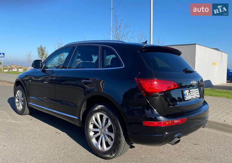 Внедорожник / Кроссовер Audi Q5 2015 в Киеве