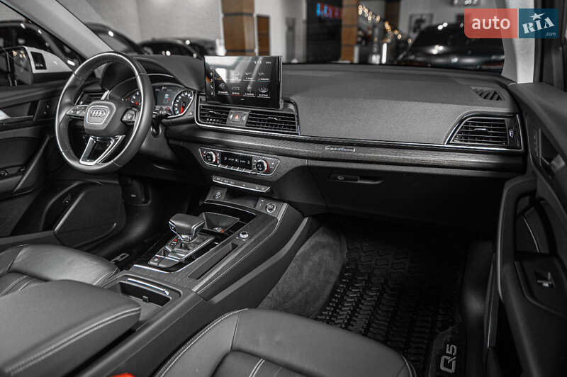 Внедорожник / Кроссовер Audi Q5 2021 в Одессе