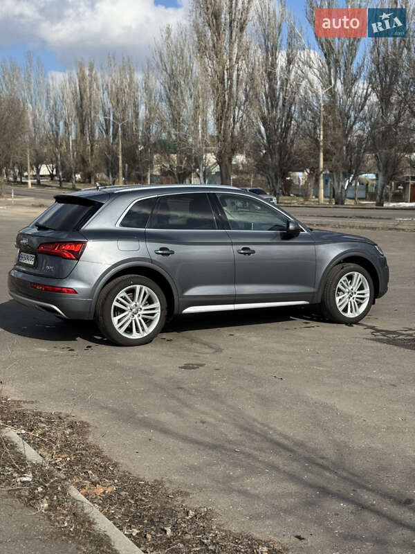 Внедорожник / Кроссовер Audi Q5 2018 в Измаиле