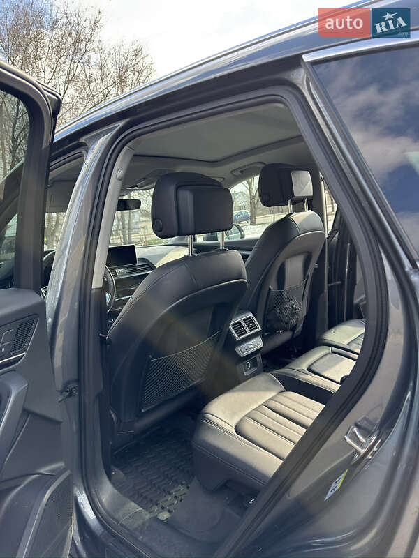 Внедорожник / Кроссовер Audi Q5 2018 в Измаиле