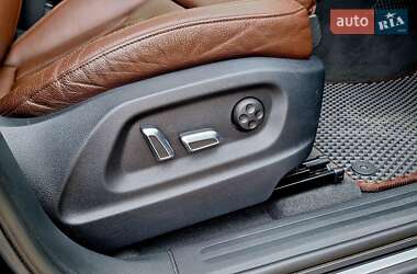 Внедорожник / Кроссовер Audi Q5 2015 в 