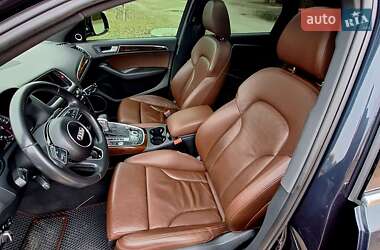 Внедорожник / Кроссовер Audi Q5 2015 в 