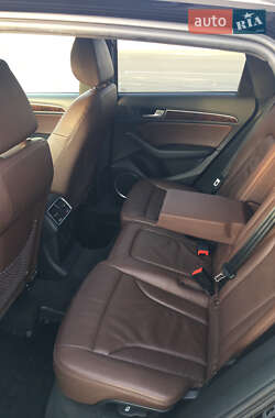 Внедорожник / Кроссовер Audi Q5 2015 в 