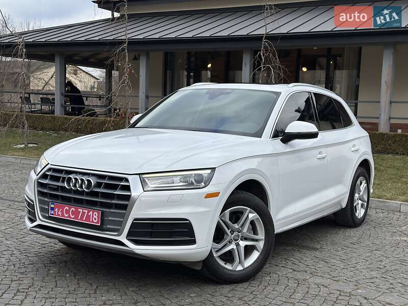 Внедорожник / Кроссовер Audi Q5 2019 в Львове