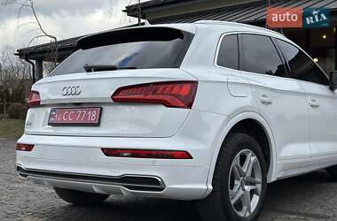 Внедорожник / Кроссовер Audi Q5 2019 в Львове